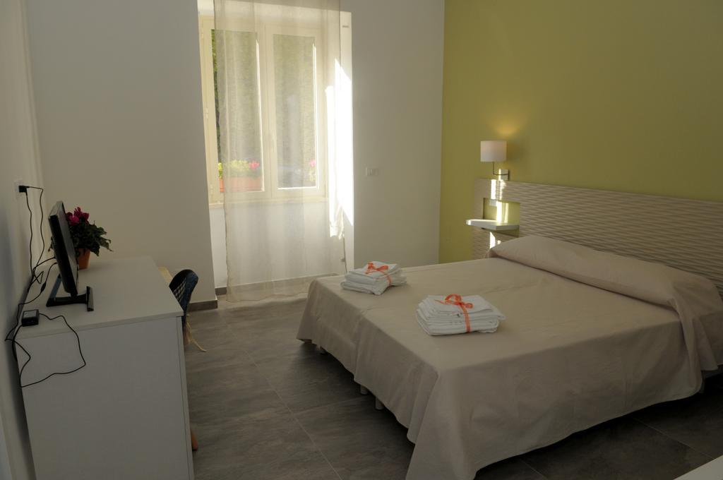Della Torre Rooms Lecce Exterior foto